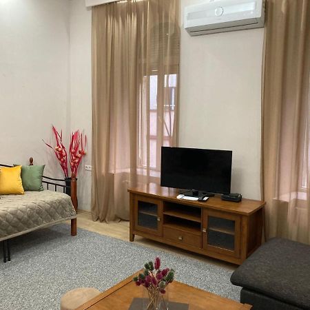 Beridze Apartment Tbilisi Buitenkant foto