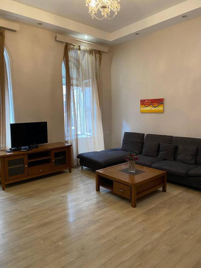 Beridze Apartment Tbilisi Buitenkant foto