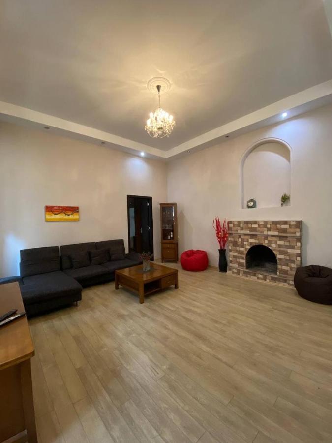 Beridze Apartment Tbilisi Buitenkant foto