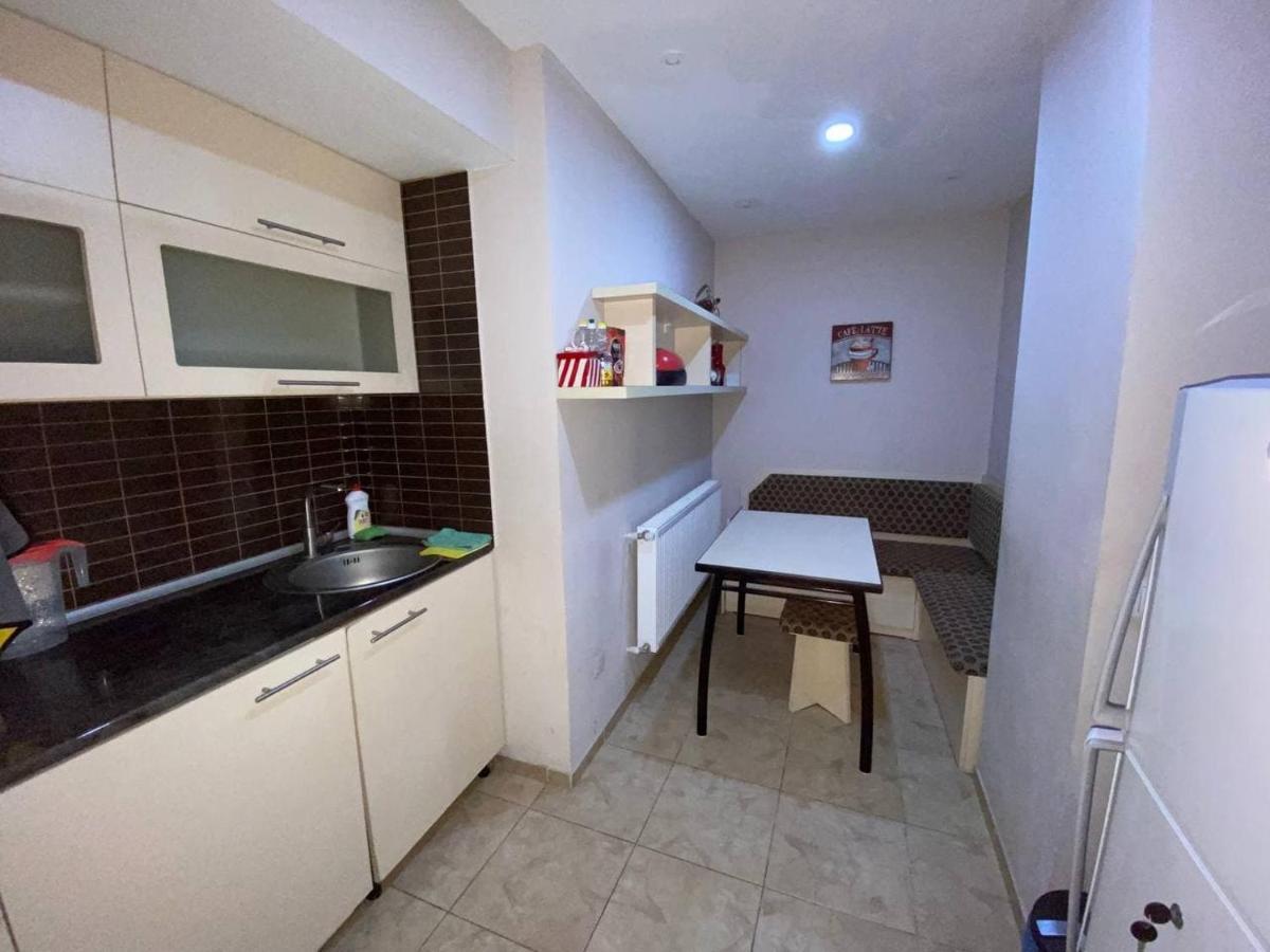 Beridze Apartment Tbilisi Buitenkant foto