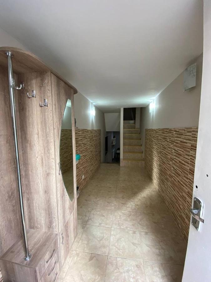 Beridze Apartment Tbilisi Buitenkant foto