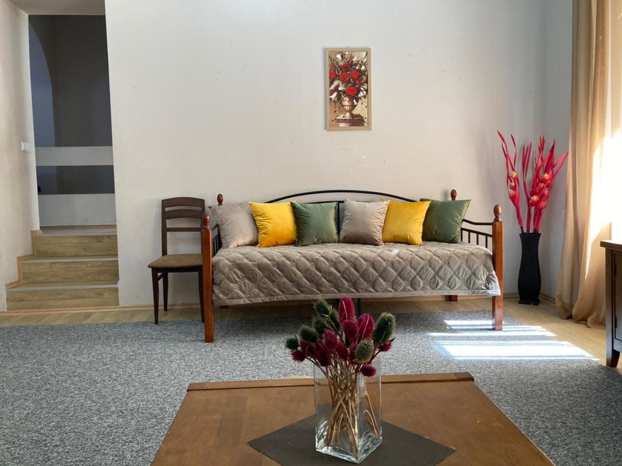 Beridze Apartment Tbilisi Buitenkant foto